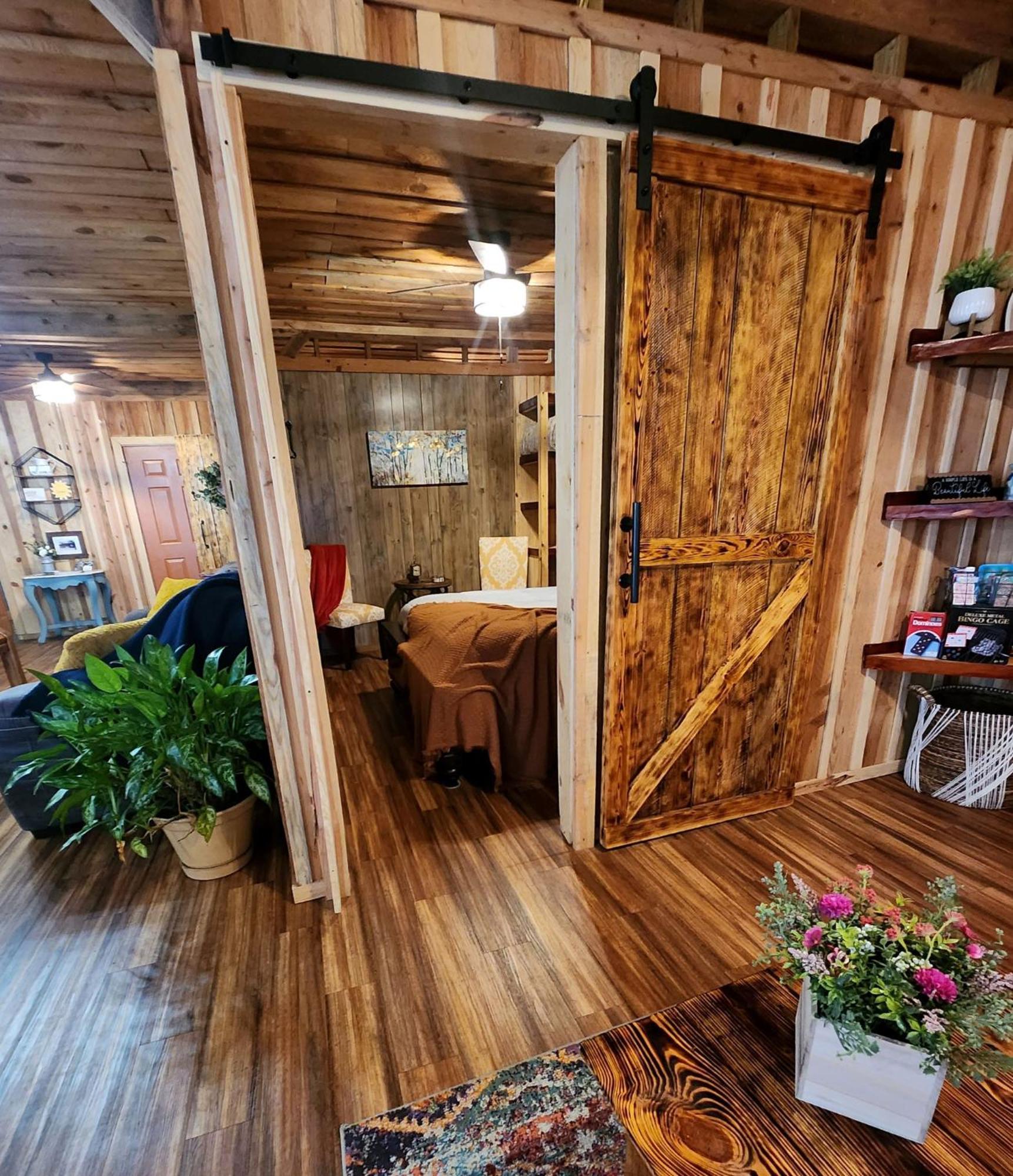 Unique Country Cabin Meets Farmhouse Modern!!! Mena Exterior foto